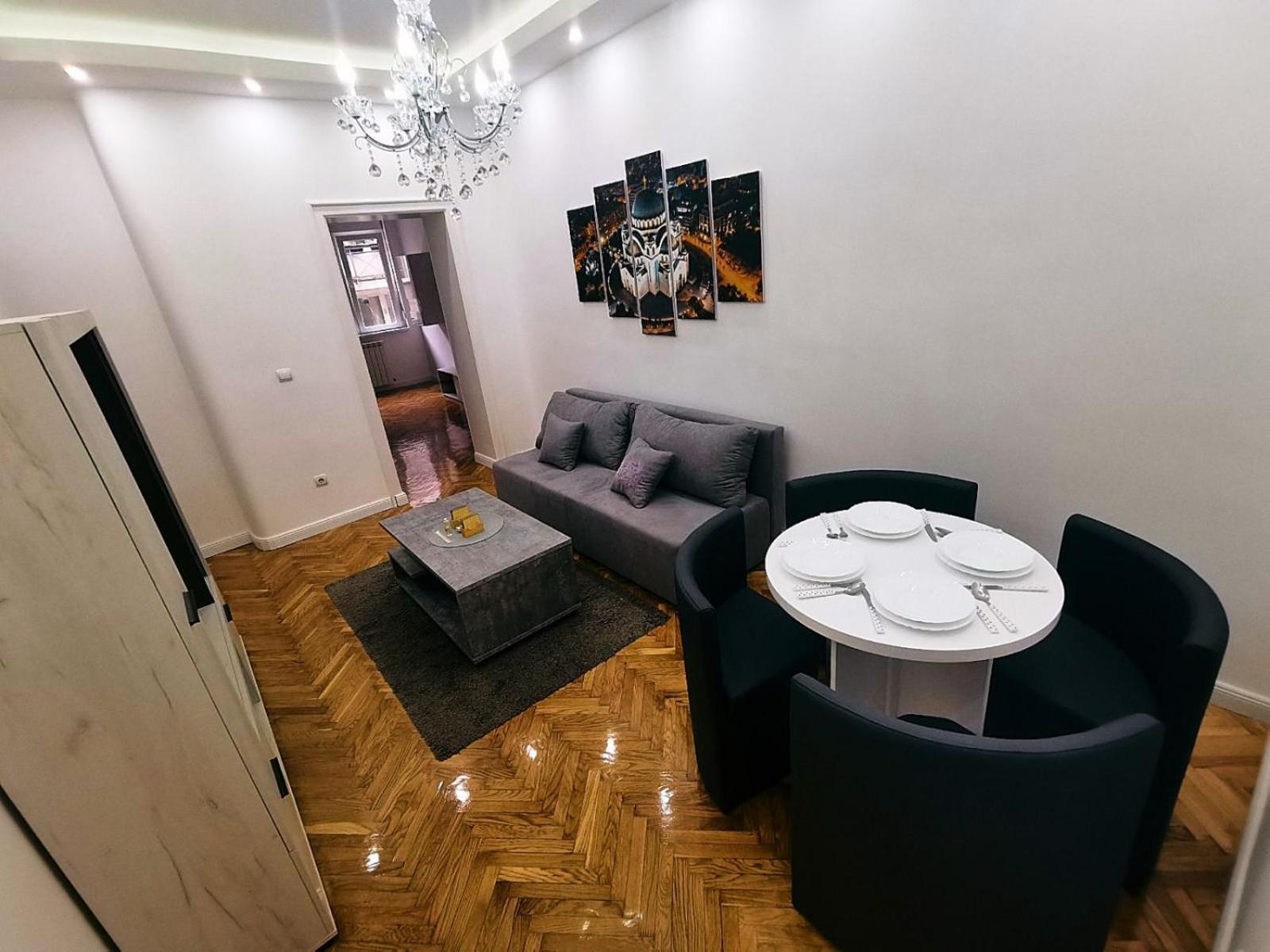 Victory Apartment - Heart Of Belgrad Exterior foto